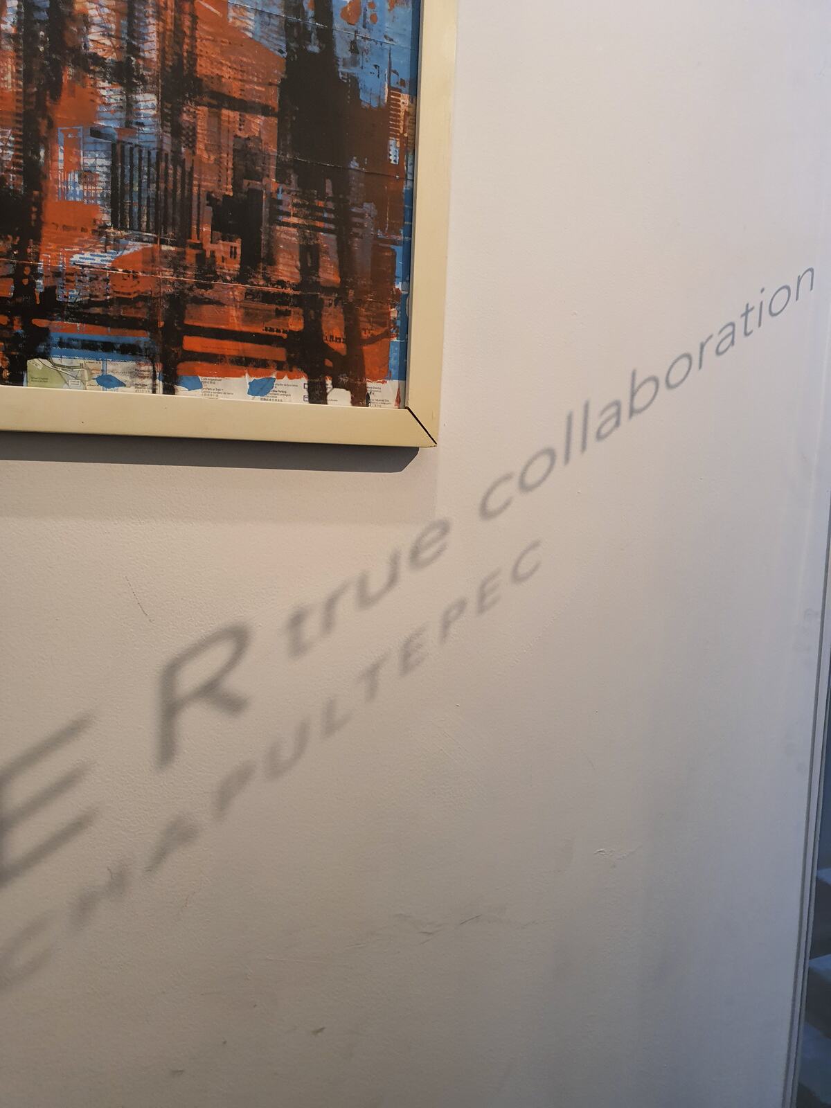 Muro con la leyenda Bunker True Collaboration Chapultepec
